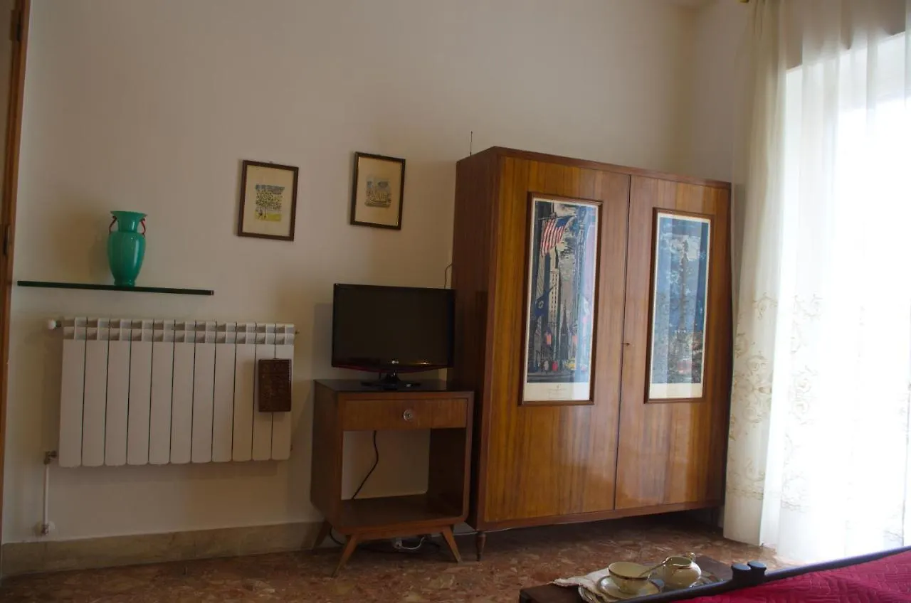 *** Guest house Olivarooms Palermo Italy